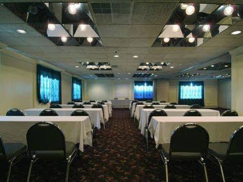 Americas Best Value Inn And Suites North Farmers Branch Zewnętrze zdjęcie