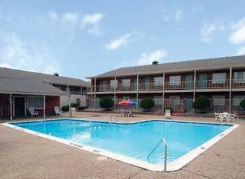 Americas Best Value Inn And Suites North Farmers Branch Zewnętrze zdjęcie