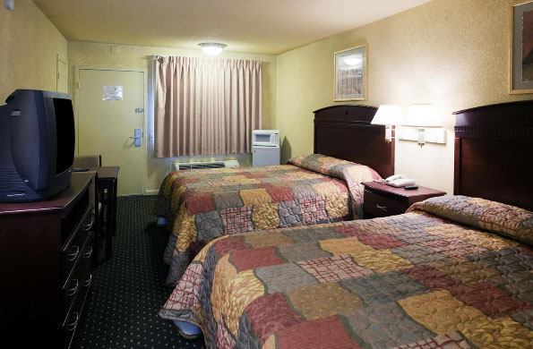 Americas Best Value Inn And Suites North Farmers Branch Zewnętrze zdjęcie